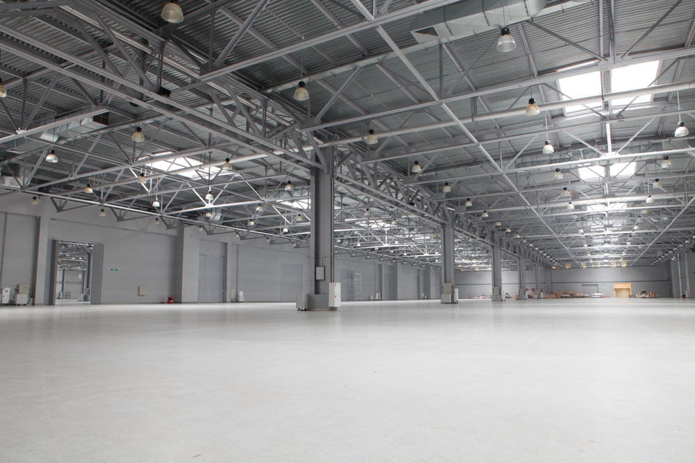 Large,Modern,Empty,Storehouse